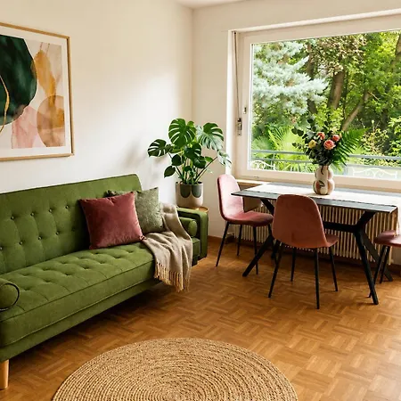 Garden Retreat *