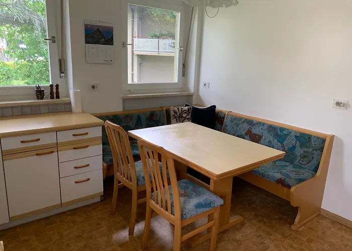 Garden Retreat * 梅拉诺